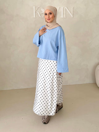 Langer Rock mit Punkten