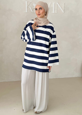 Gestreiftes Oberteil