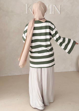 Gestreiftes Oberteil