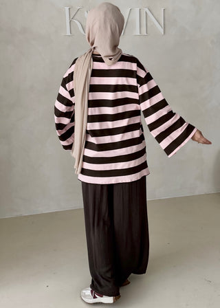 Gestreiftes Oberteil