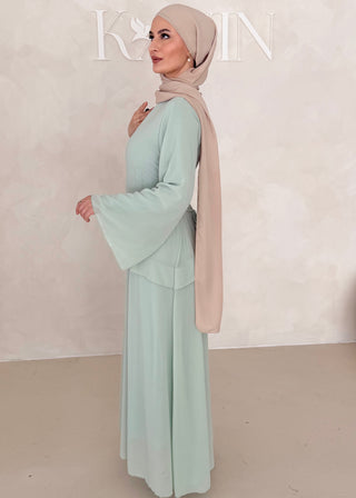 Chiffon Kleid mit Volant Details