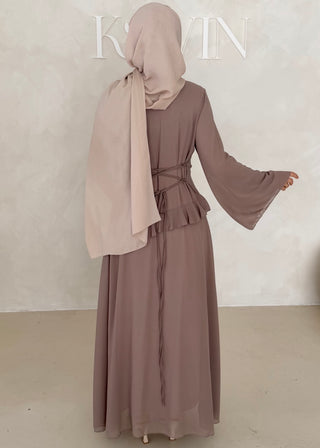 Chiffon Kleid mit Volant Details