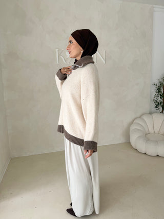 Zweifarbige Strickjacke